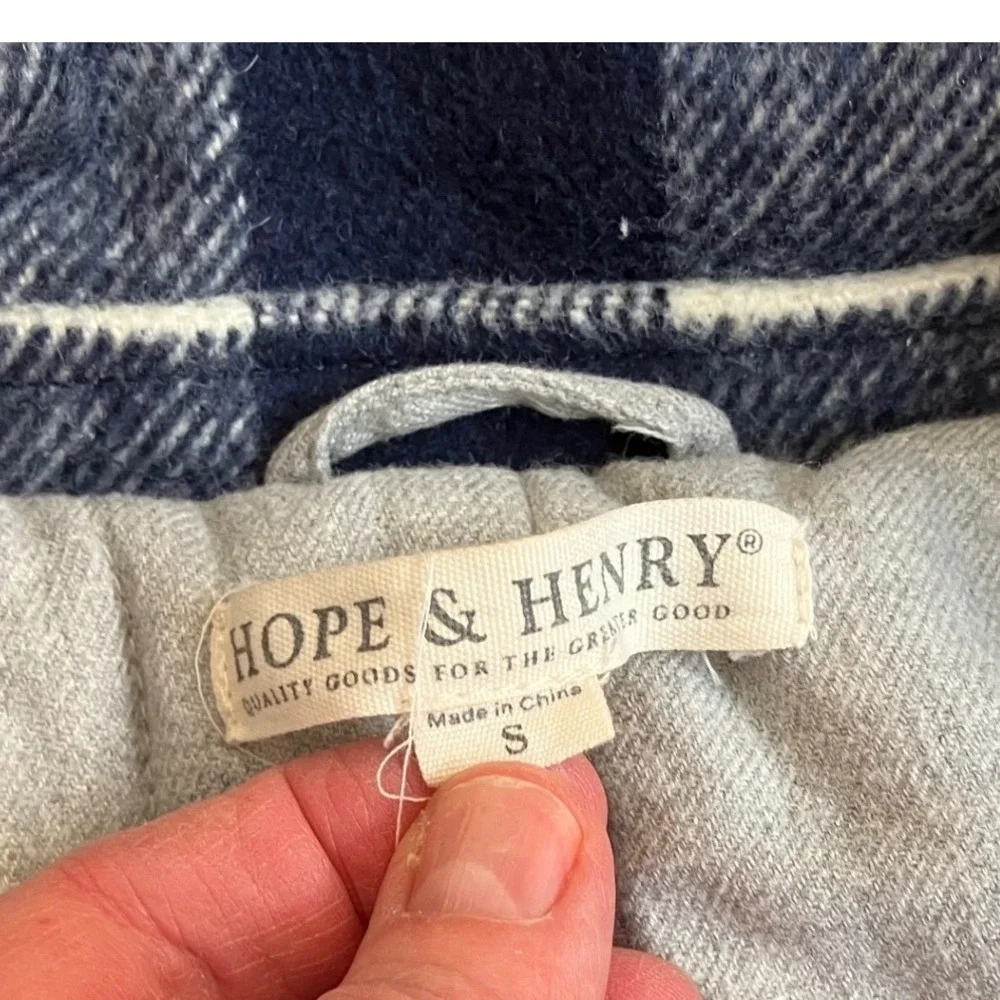 Hope & Henry Kids Plaid Toggle Coat Hooded Blue White Buffalo Plaid‎ Size Small